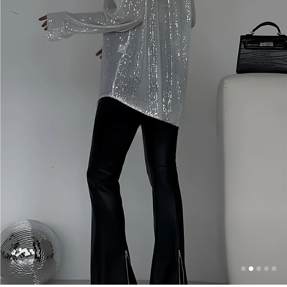 NWT- SOLID SEQUIN - Picture 4 of 10